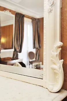 Hotel D'Argenson Paris