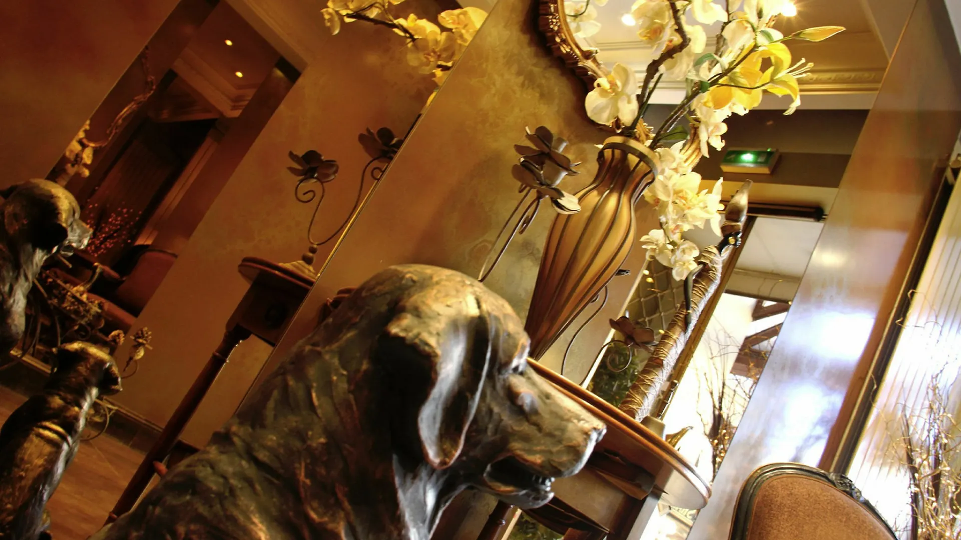 Hotel D'Argenson Paris