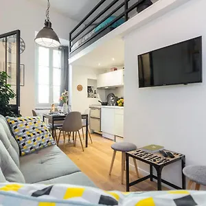 Apartment Angle Droit- Loft Et Atypique, Climatisation, Vieux-nice