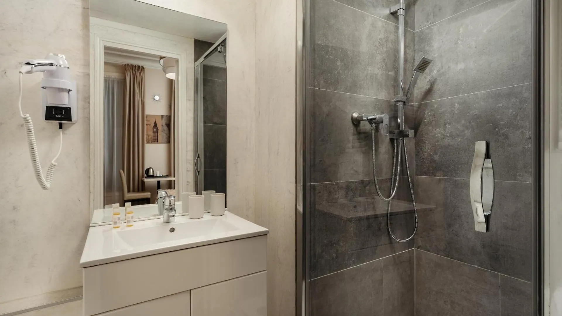 Hotel D'Argenson Paris France