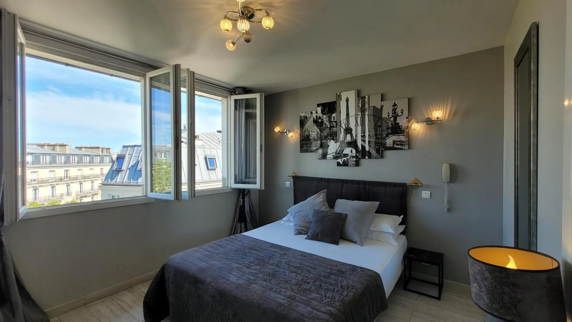 פריז Hotel D'Argenson 2*,  צרפת