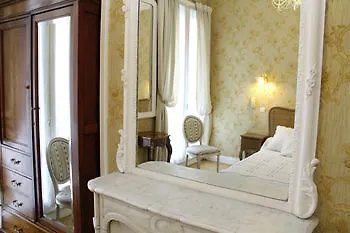 Hotel D'Argenson Paris 2*,