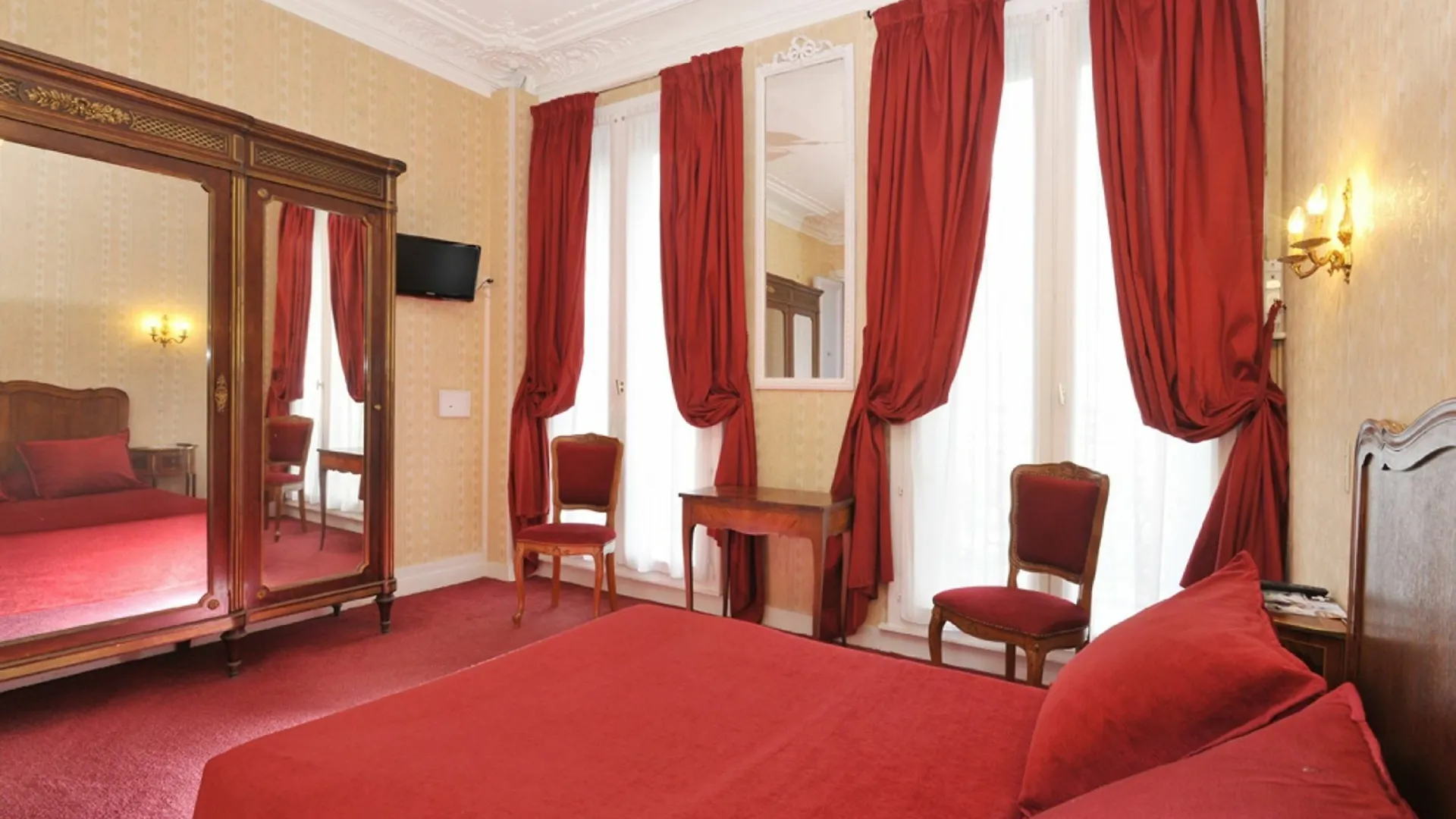 פריז Hotel D'Argenson