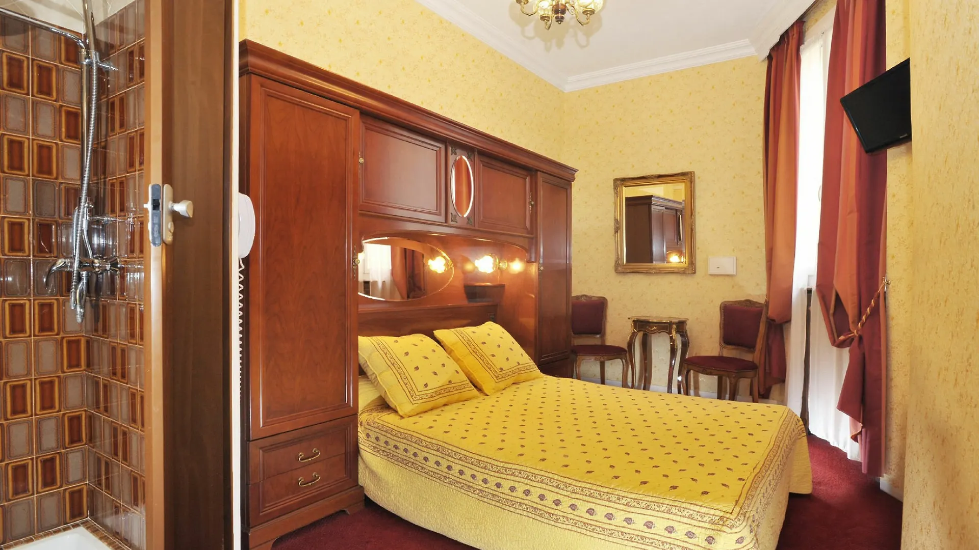 פריז Hotel D'Argenson