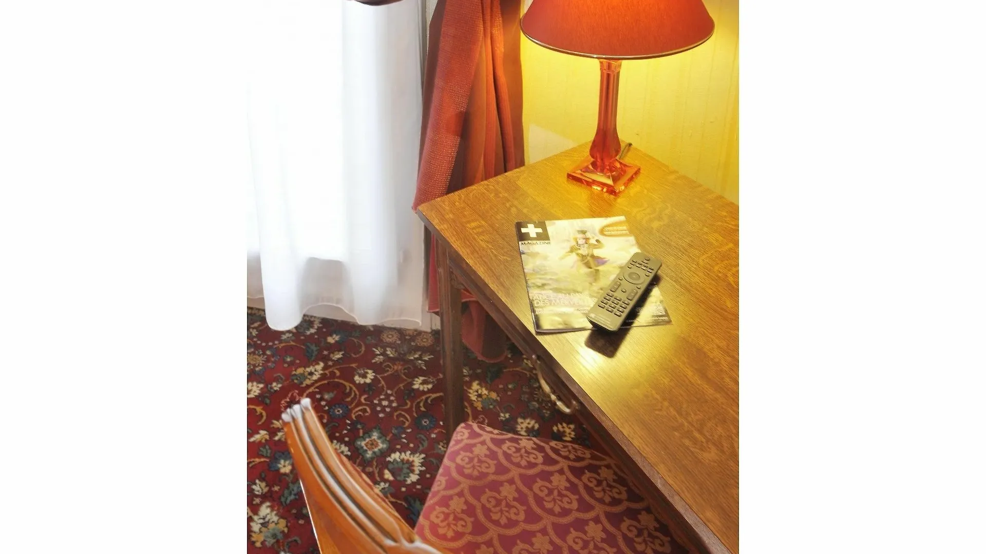 פריז Hotel D'Argenson 2*,