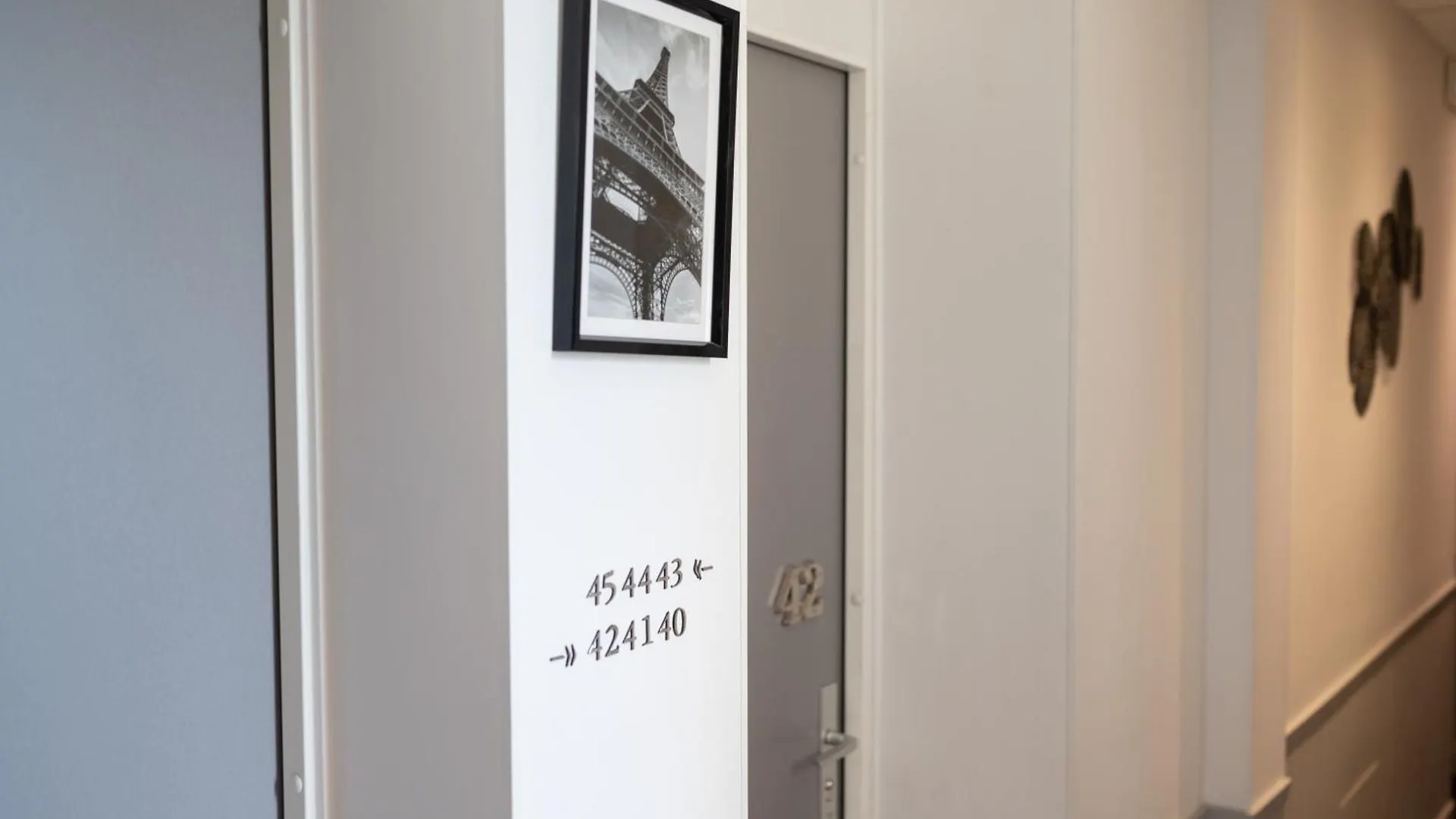 Hotel D'Argenson Paris